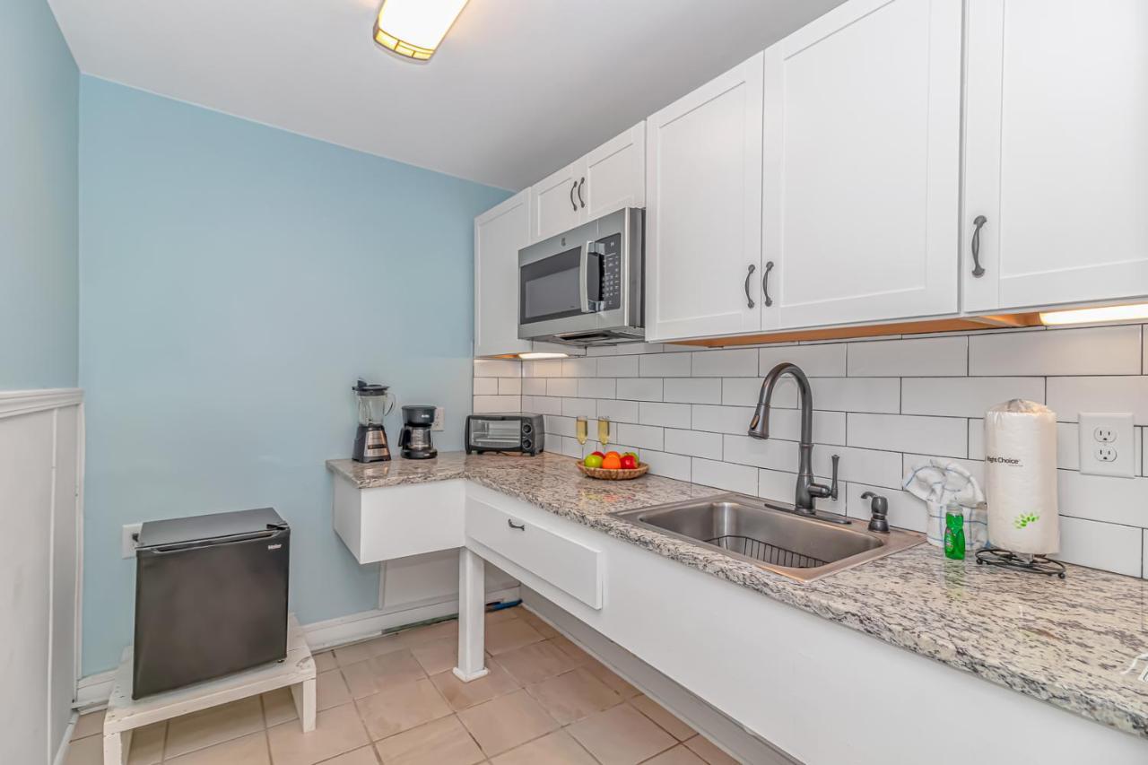 125 Atlantic Avenue Unit E - Pet Friendly! Walk To The Beach And Pier!1Br -1Ba - Sleeps 2-4 Guests! Myrtle Beach Bagian luar foto