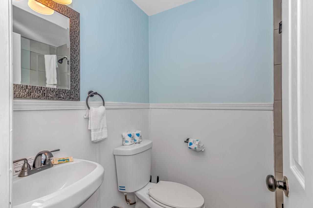 125 Atlantic Avenue Unit E - Pet Friendly! Walk To The Beach And Pier!1Br -1Ba - Sleeps 2-4 Guests! Myrtle Beach Bagian luar foto